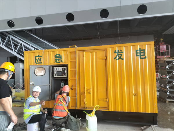 徐汇怎样判断空气滤清器是否需要更换？